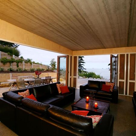 Ahu Ahu Beach Villas Oakura Esterno foto