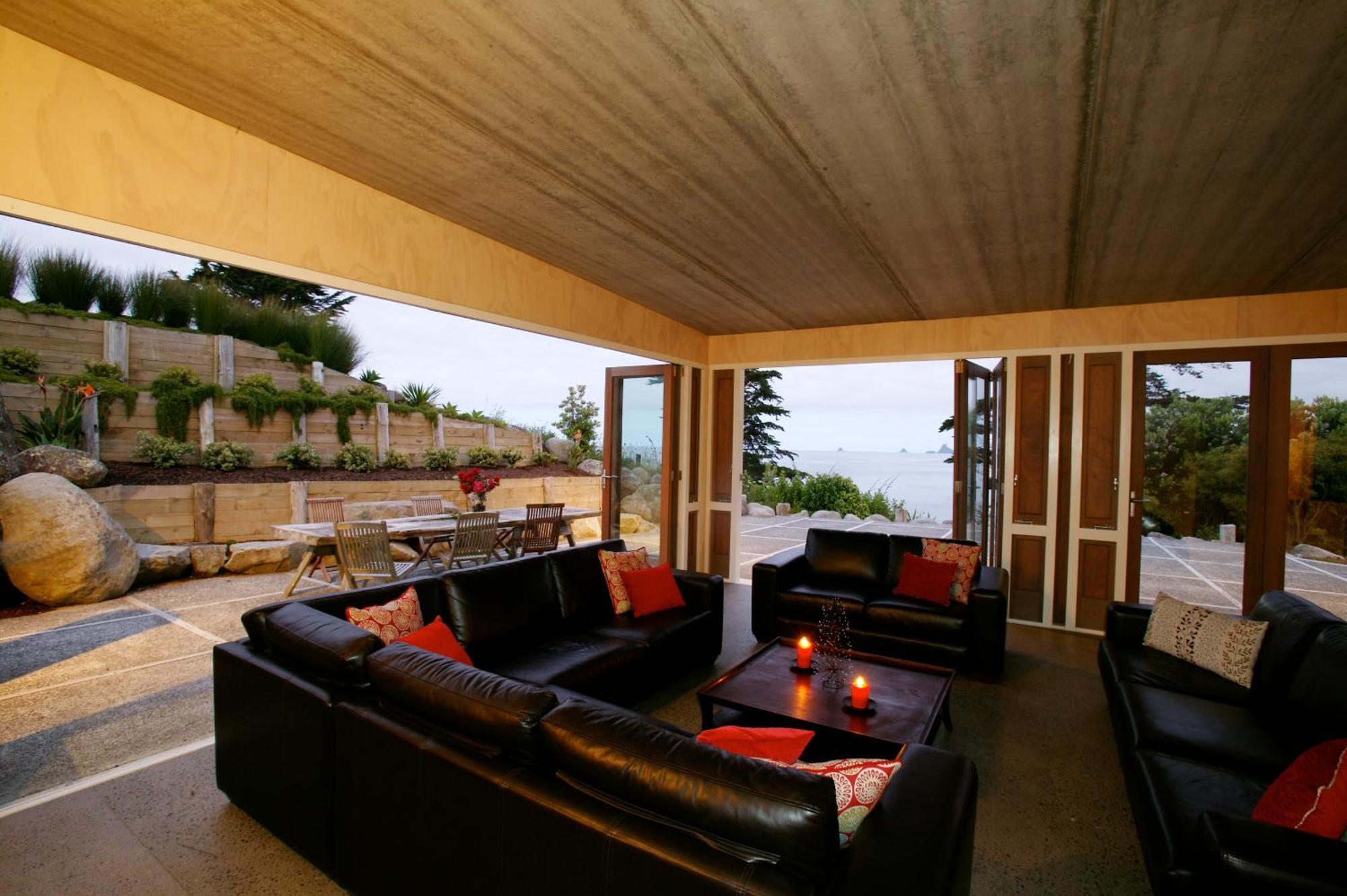 Ahu Ahu Beach Villas Oakura Esterno foto